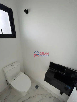 Imagem Sobrado com 3 Quartos à Venda, 128 m² em Xaxim - Curitiba Imagem Sobrado com 3 Quartos à Venda, 128 m² em Xaxim - Curitiba