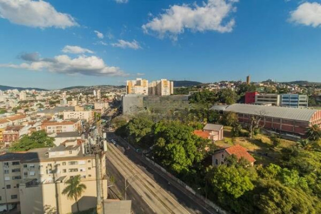 Imagem Apartamento com 3 Quartos à Venda, 81 m² em Porto Alegre