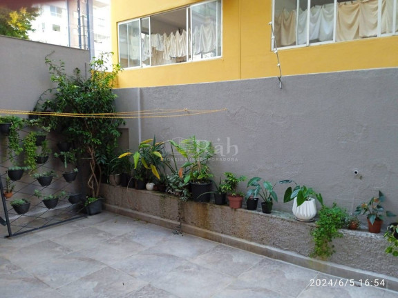 Imagem Apartamento com 2 Quartos à Venda, 70 m² em Pioneiros - Balneário Camboriú Imagem Apartamento com 2 Quartos à Venda, 70 m² em Pioneiros - Balneário Camboriú