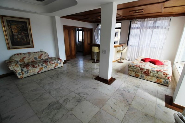 Imagem Imóvel com 3 Quartos para Temporada, em Copacabana - Rio De Janeiro Imagem Imóvel com 3 Quartos para Temporada, em Copacabana - Rio De Janeiro