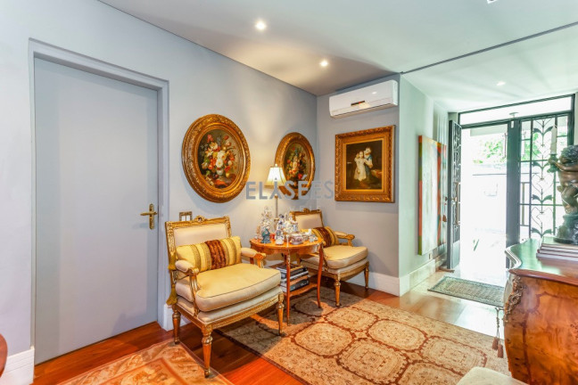 Imagem Casa com 3 Quartos à Venda, 380 m² em Jardim Paulista - São Paulo Imagem Casa com 3 Quartos à Venda, 380 m² em Jardim Paulista - São Paulo
