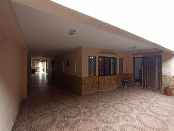 Imagem Sobrado com 4 Quartos à Venda, 550 m² em Jundiapeba - Mogi Das Cruzes Imagem Sobrado com 4 Quartos à Venda, 550 m² em Jundiapeba - Mogi Das Cruzes