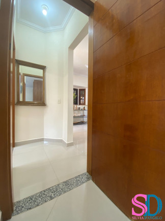 Imagem Casa com 3 Quartos à Venda, 229 m² em Barra Da Lagoa - Ubatuba Imagem Casa com 3 Quartos à Venda, 229 m² em Barra Da Lagoa - Ubatuba