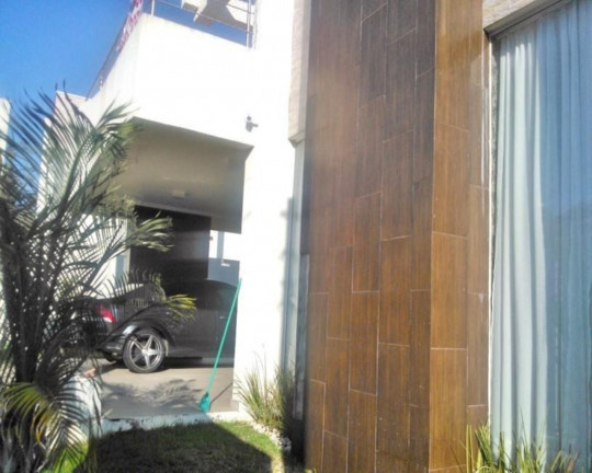Imagem Casa com 3 Quartos à Venda, 207 m² em Moinhos De Vento - Canoas