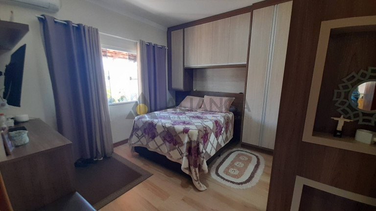 Imagem Casa com 3 Quartos à Venda, 286 m² em Meia Praia - Navegantes