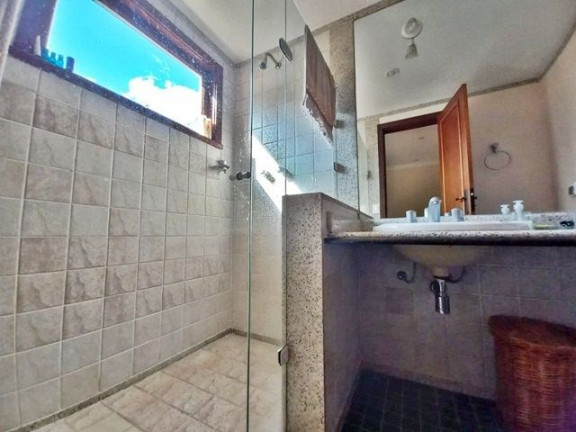 Imagem Casa com 4 Quartos à Venda, 399 m² em Quebra Frascos - Teresópolis