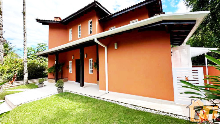 Casa de Condomínio com 4 Quartos à Venda, 210 m² em Itamambuca - Ubatuba