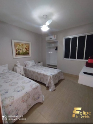 Imagem Imóvel com 3 Quartos à Venda, 125 m² em Centro - Guarapari Imagem Imóvel com 3 Quartos à Venda, 125 m² em Centro - Guarapari