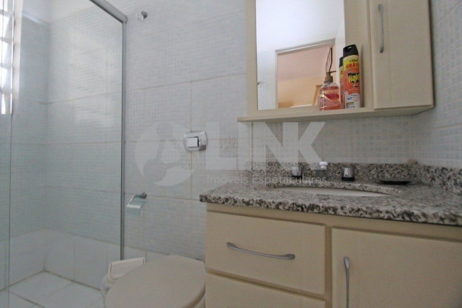Imagem Casa com 3 Quartos à Venda, 370 m² em Floresta - Porto Alegre