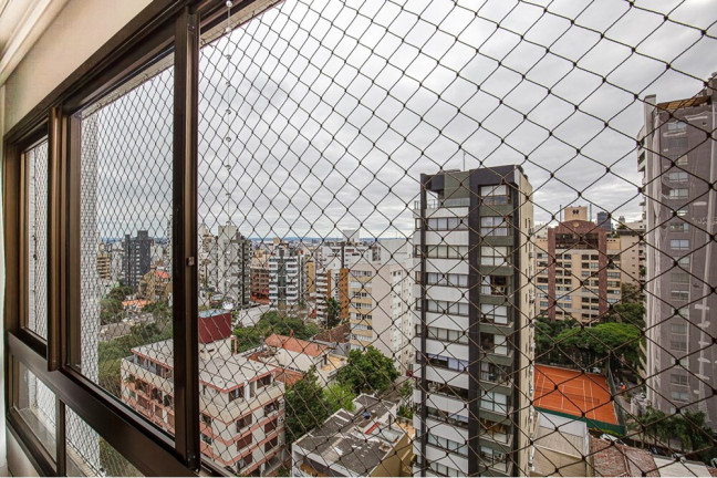 Imagem Imóvel com 3 Quartos à Venda, em Petrópolis - Porto Alegre Imagem Imóvel com 3 Quartos à Venda, em Petrópolis - Porto Alegre