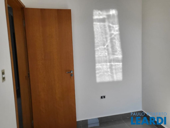 Imagem Apartamento com 2 Quartos à Venda, 42 m² em Vila Scarpelli - Santo André