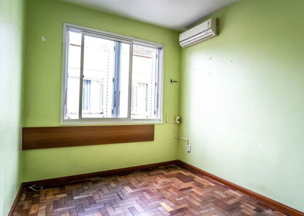 Imagem Apartamento com 4 Quartos à Venda, 74 m² em Passo Da Areia - Porto Alegre