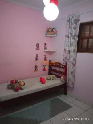 Imagem Sobrado com 3 Quartos à Venda, 200 m² em Jardim Presidente Dutra - Guarulhos Imagem Sobrado com 3 Quartos à Venda, 200 m² em Jardim Presidente Dutra - Guarulhos