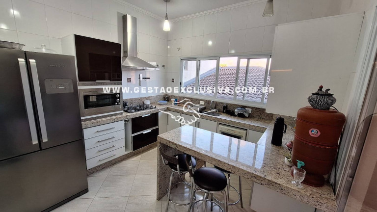 Imagem Casa de Condomínio com 3 Quartos à Venda, 300 m² em Itatiba Country Club - Itatiba Imagem Casa de Condomínio com 3 Quartos à Venda, 300 m² em Itatiba Country Club - Itatiba