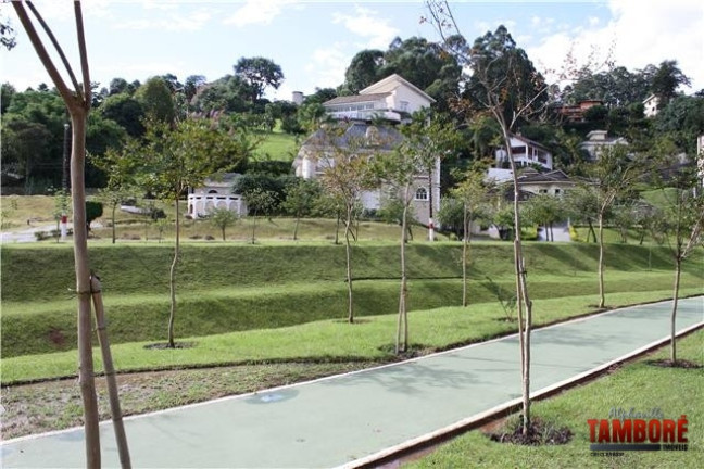 Terreno à Venda, 1.735 m² em Tambore 01 - Alphaville