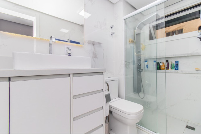 Imagem Apartamento com 3 Quartos à Venda, 109 m² em Centro Histórico - Porto Alegre Imagem Apartamento com 3 Quartos à Venda, 109 m² em Centro Histórico - Porto Alegre
