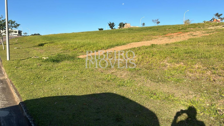 Imagem Terreno à Venda, 484 m² em Loteamento Alphaville Jundiaí - Fase 01 - Jundiaí Imagem Terreno à Venda, 484 m² em Loteamento Alphaville Jundiaí - Fase 01 - Jundiaí