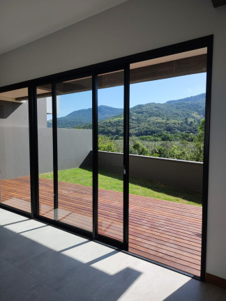 Imagem Casa com 3 Quartos à Venda, 138 m² em Ambrósio - Garopaba