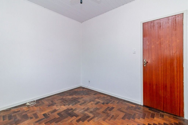 Imagem Imóvel com 3 Quartos à Venda, 64 m² em Passo Da Areia - Porto Alegre Imagem Imóvel com 3 Quartos à Venda, 64 m² em Passo Da Areia - Porto Alegre