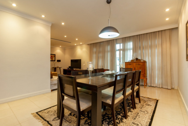 Casa com 3 Quartos à Venda, 230 m² em Parque São Domingos - São Paulo