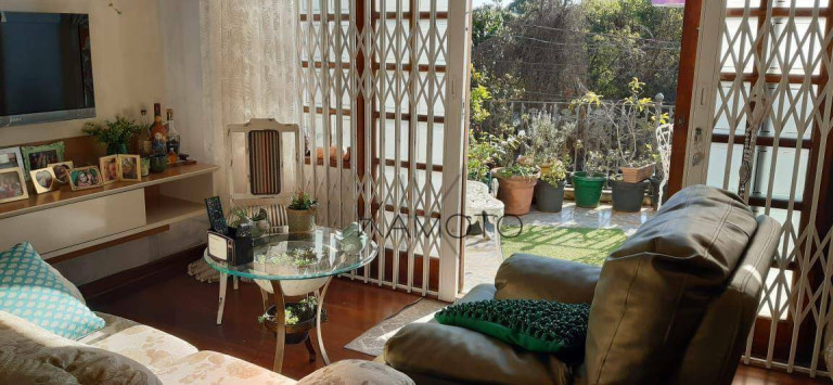Sobrado com 3 Quartos à Venda, 173 m² em Suíssa - Ribeirão Pires