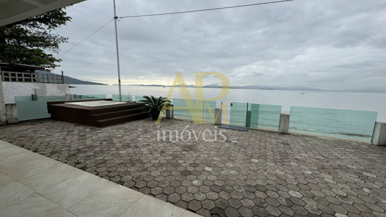 Imagem Casa com 3 Quartos à Venda, 320 m² em São Miguel (guaporanga) - Biguaçu Imagem Casa com 3 Quartos à Venda, 320 m² em São Miguel (guaporanga) - Biguaçu