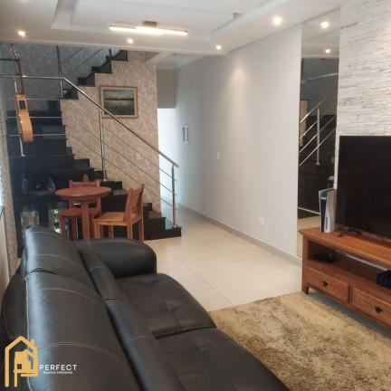 Imagem Casa com 3 Quartos para Alugar, 180 m² em Independência - Taubaté