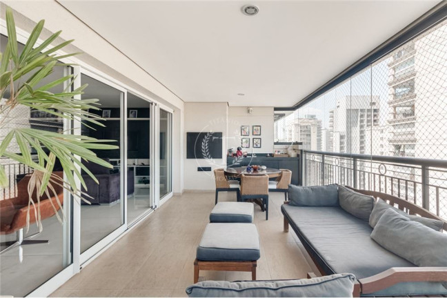 Imagem Apartamento com 4 Quartos à Venda, 234 m² em Vila Nova Conceição - São Paulo