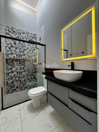 Imagem Casa com 2 Quartos à Venda, 125 m² em Jardim Itamaraty - Mogi Guaçu Imagem Casa com 2 Quartos à Venda, 125 m² em Jardim Itamaraty - Mogi Guaçu