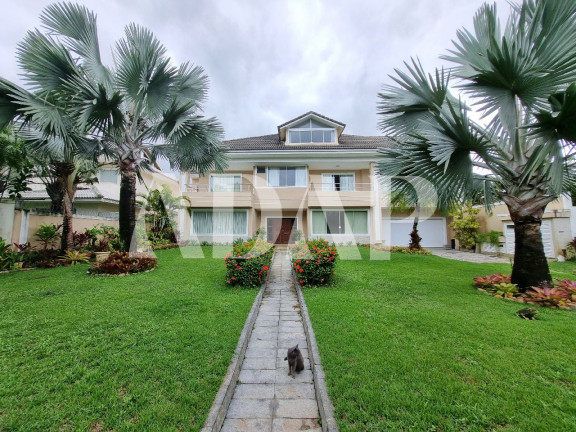 Casa com 6 Quartos à Venda, 1.200 m² em Barra Da Tijuca - Rio De Janeiro