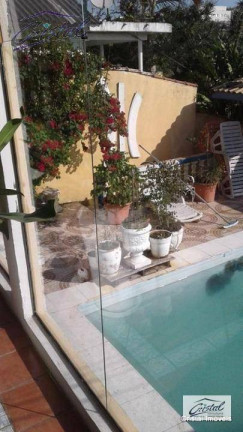 Imagem Casa com 3 Quartos à Venda, 130 m² em Umuarama - Osasco