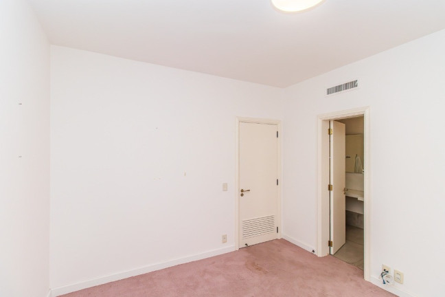 Imagem Apartamento com 3 Quartos à Venda, 309 m² em Auxiliadora - Porto Alegre Imagem Apartamento com 3 Quartos à Venda, 309 m² em Auxiliadora - Porto Alegre