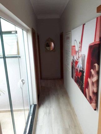 Imagem Casa com 3 Quartos à Venda, em Conjunto Novo Centauro - Arapongas Imagem Casa com 3 Quartos à Venda, em Conjunto Novo Centauro - Arapongas