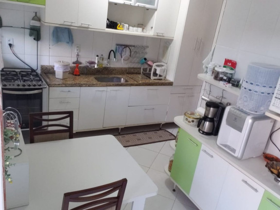 Imagem Casa com 4 Quartos à Venda, 370 m² em Centro - Lauro De Freitas Imagem Casa com 4 Quartos à Venda, 370 m² em Centro - Lauro De Freitas