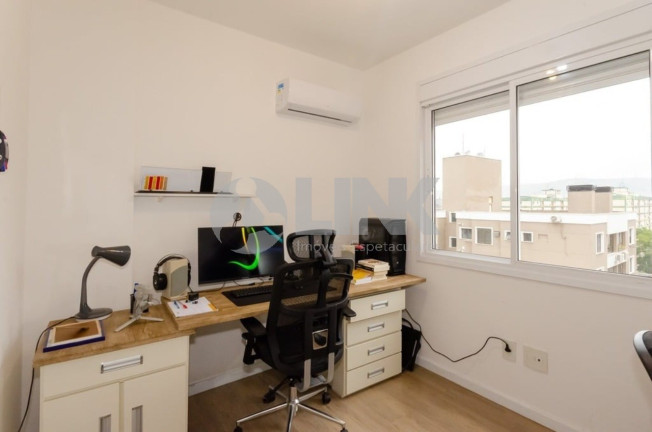 Imagem Apartamento com 3 Quartos à Venda, 65 m² em Petrópolis - Porto Alegre