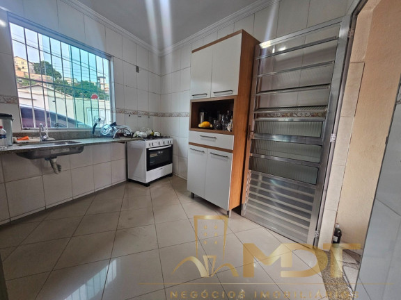 Imagem Casa com 3 Quartos à Venda, 140 m² em Santa Mônica - Belo Horizonte Imagem Casa com 3 Quartos à Venda, 140 m² em Santa Mônica - Belo Horizonte