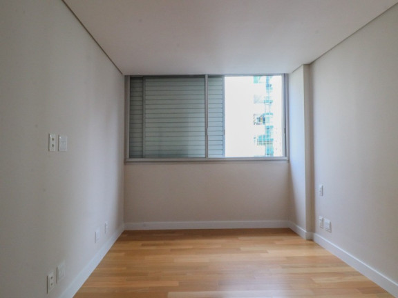 Imagem Imóvel com 3 Quartos à Venda, 235 m² em Santa Cecília - São Paulo Imagem Imóvel com 3 Quartos à Venda, 235 m² em Santa Cecília - São Paulo
