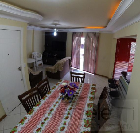 Imagem Apartamento com 3 Quartos para Temporada, 180 m² em Meia Praia - Itapema Imagem Apartamento com 3 Quartos para Temporada, 180 m² em Meia Praia - Itapema