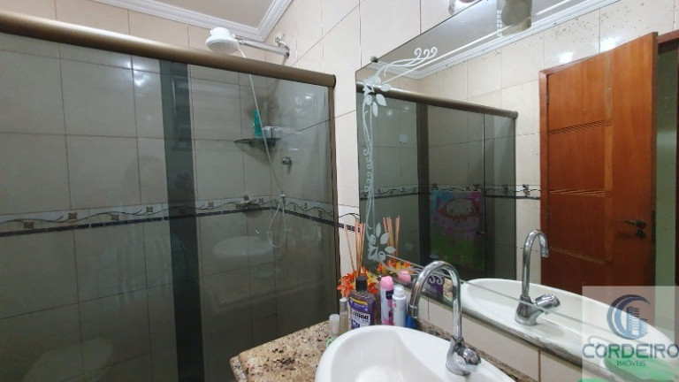 Imagem Casa com 2 Quartos à Venda, 200 m² em Vila Oito De Maio - Duque De Caxias