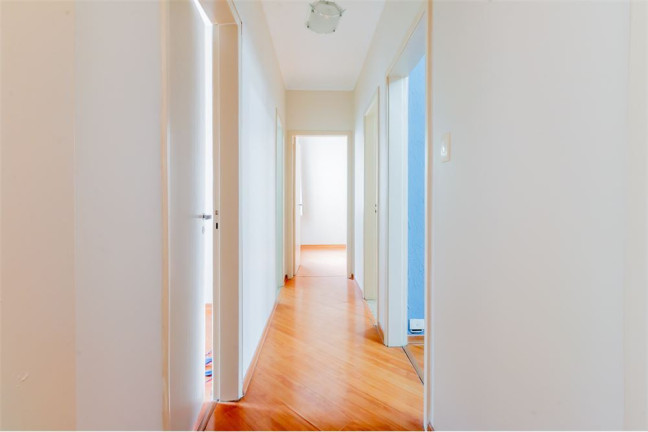 Imagem Imóvel com 3 Quartos à Venda, em República - São Paulo Imagem Imóvel com 3 Quartos à Venda, em República - São Paulo