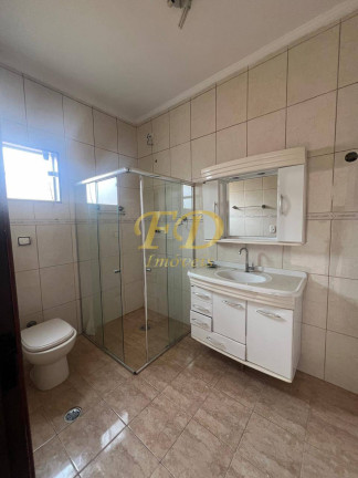Imagem Casa com 3 Quartos à Venda, 300 m² em Jardim Pereira - Mairiporã Imagem Casa com 3 Quartos à Venda, 300 m² em Jardim Pereira - Mairiporã