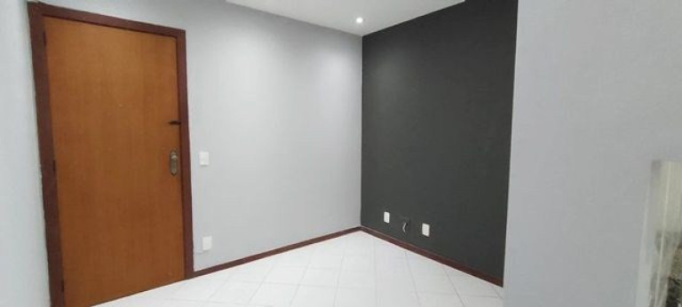 Imóvel com 1 Quarto à Venda, 30 m² em Várzea - Teresópolis