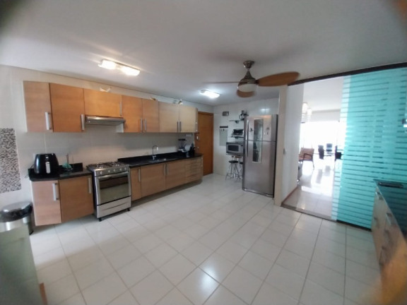 Imagem Imóvel com 3 Quartos à Venda, 185 m² em Ponta Negra - Manaus