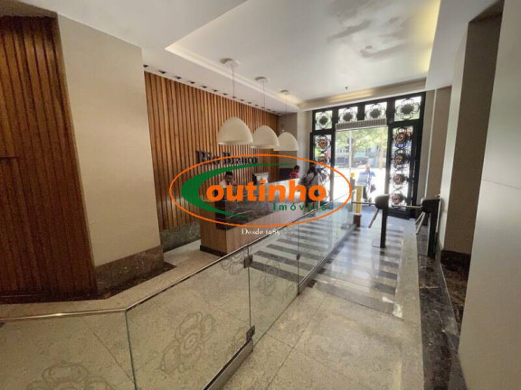 Imóvel Comercial à Venda, 100 m² em Centro - Rio De Janeiro