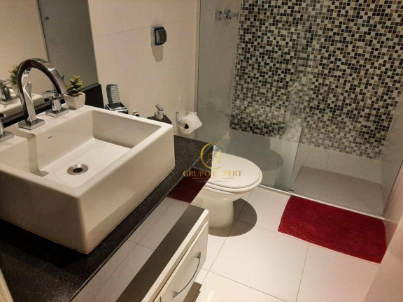 Imagem Chácara com 3 Quartos à Venda, 200 m² em Jardim Uirá - São José Dos Campos Imagem Chácara com 3 Quartos à Venda, 200 m² em Jardim Uirá - São José Dos Campos