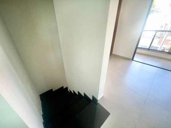 Imagem Sobrado com 2 Quartos à Venda, 96 m² em Aparecida - Santos
