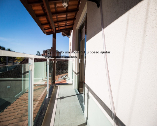 Imagem Casa com 4 Quartos à Venda, 230 m² em Centro - Caraguatatuba Imagem Casa com 4 Quartos à Venda, 230 m² em Centro - Caraguatatuba