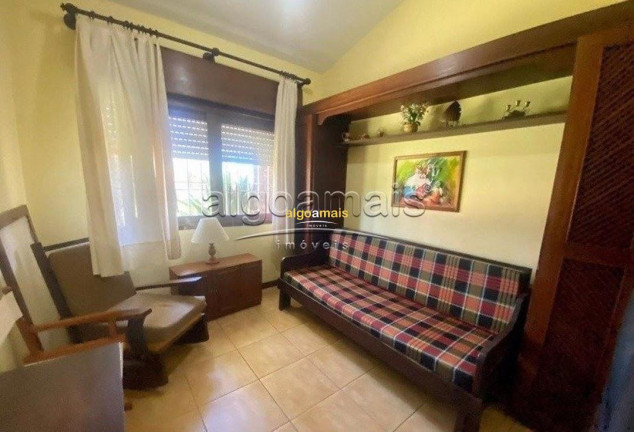 Imagem Casa com 3 Quartos à Venda, 220 m² em Centro - Xangri-lá