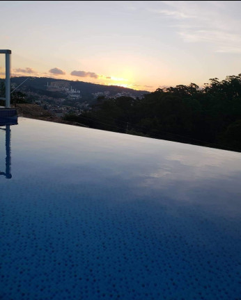 Imagem Casa com 3 Quartos à Venda, 270 m² em Cotia
