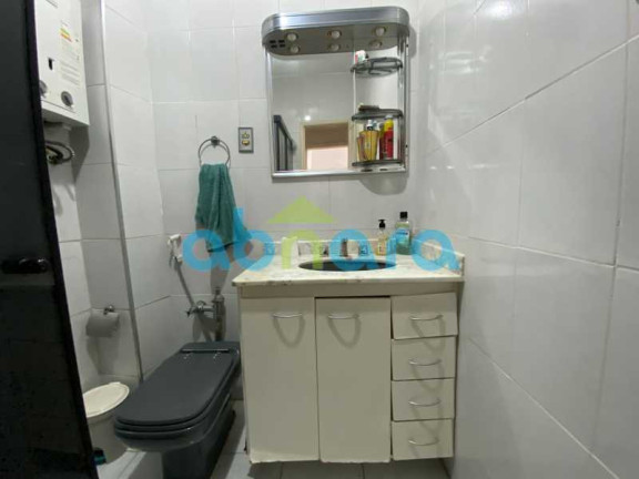 Imagem Apartamento com 2 Quartos à Venda, 75 m² em Copacabana - Rio De Janeiro Imagem Apartamento com 2 Quartos à Venda, 75 m² em Copacabana - Rio De Janeiro